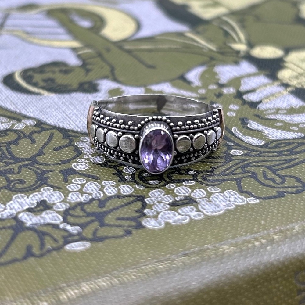 Vintage Sterling Silver Bali Style Amethyst Ring Ball Ornate Accent Band Size 8